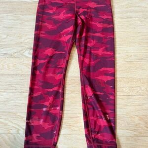 Women’s Camouflage Leggings - Red